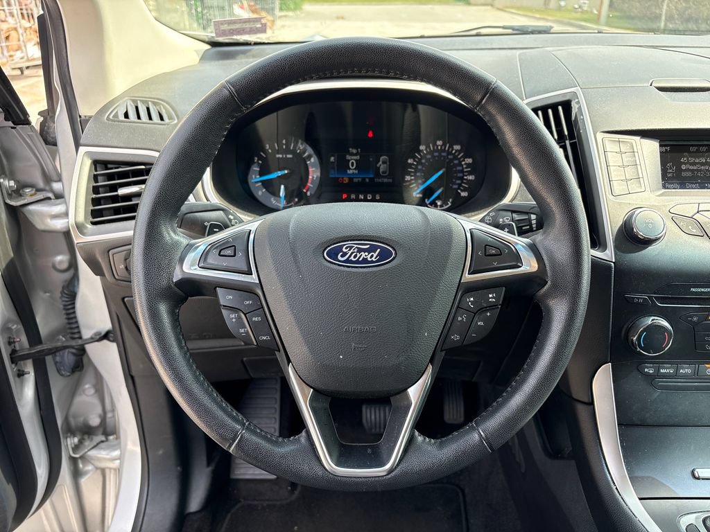 Certified 2018 Ford Edge SEL AWD/4WD image 16