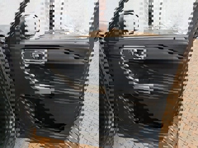 Certified 2023 Ford Explorer XLT w/ Equipment Group 202A image 28