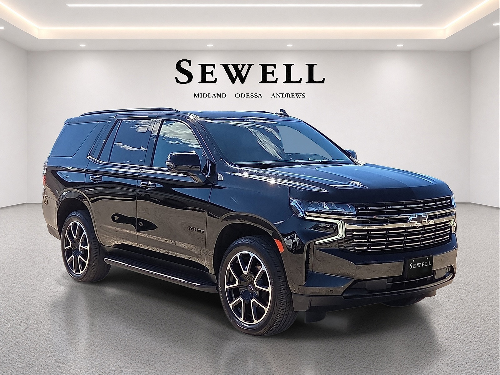 Used 2021 Chevrolet Tahoe RST w/ Luxury Package AWD/4WD image 6