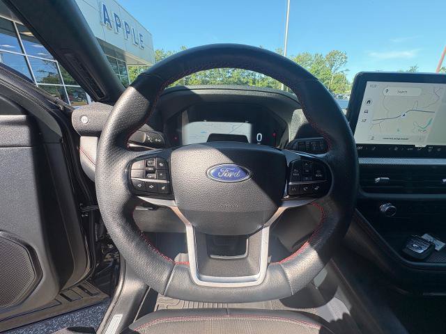 Certified 2025 Ford Explorer ST-Line AWD/4WD image 14