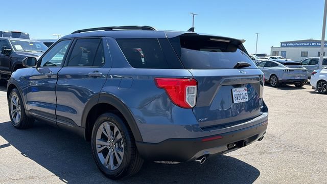 Certified 2021 Ford Explorer XLT w/ Equipment Group 202A AWD/4WD image 5