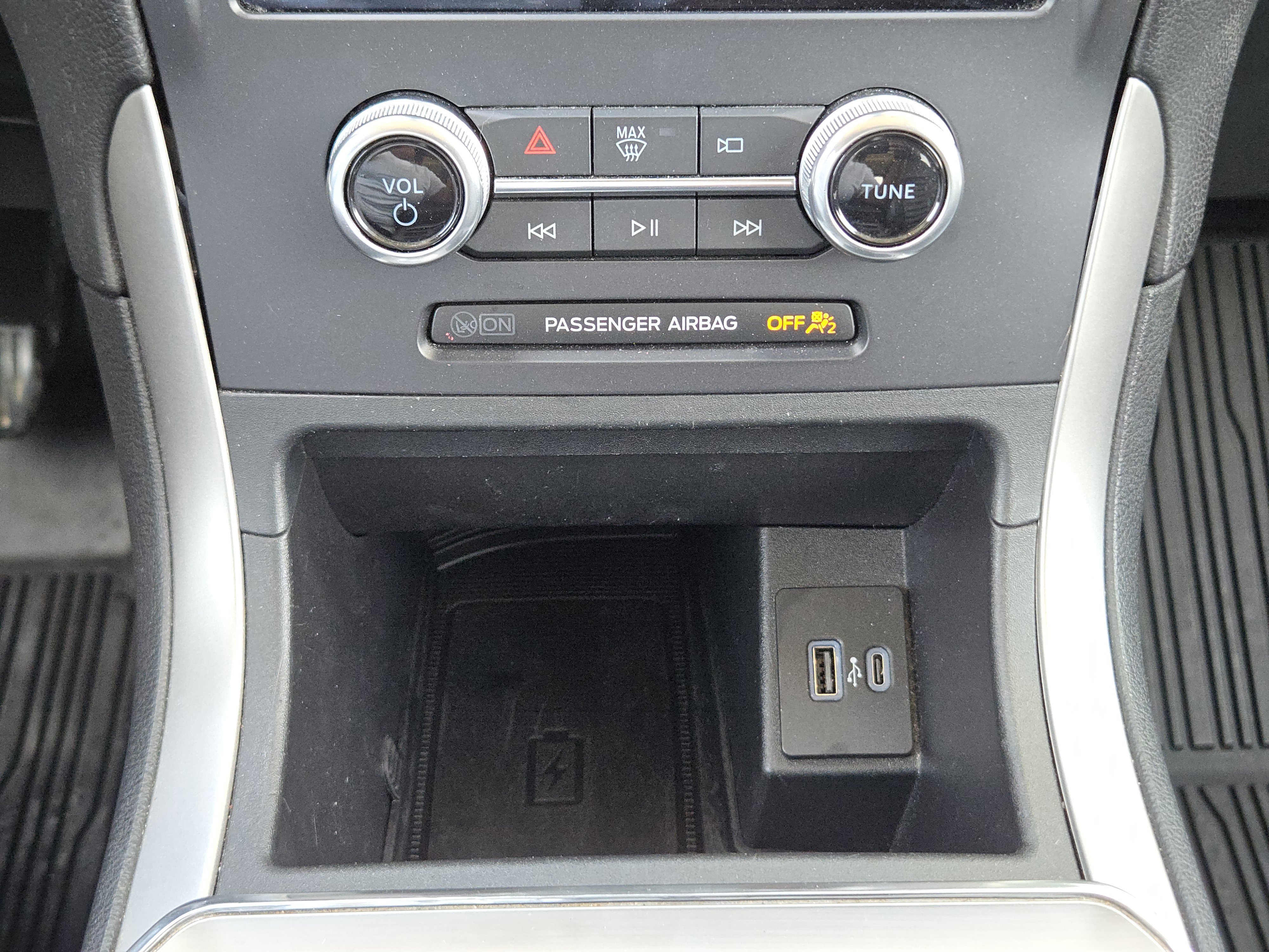 Certified 2022 Ford Edge SEL w/ Convenience Package image 20