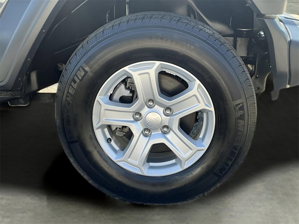 Used 2019 Jeep Wrangler Unlimited Sport image 43