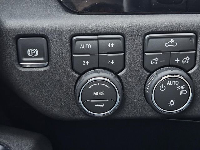 Used 2026 Chevrolet Silverado 1500 LT w/ Z71 Off-Road Package image 34