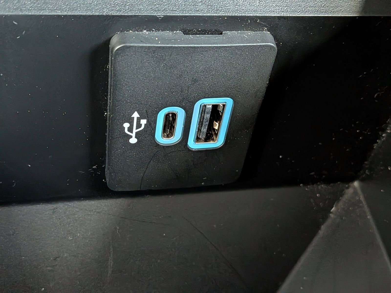 Certified 2026 Ford F250 Lariat w/ Black Appearance Package image 26