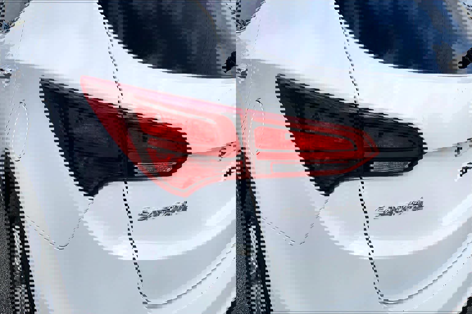 Used 2017 Hyundai Santa Fe Sport image 25