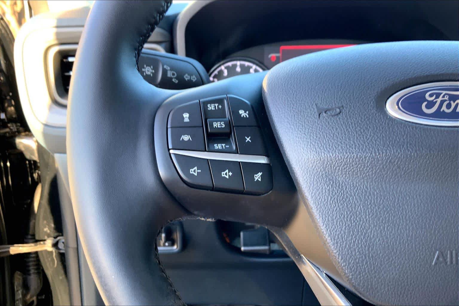 Certified 2024 Ford Maverick Lariat w/ Black Appearance Package AWD/4WD image 24