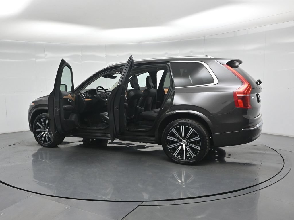 Used 2023 Volvo XC90 B6 Plus w/ Protection Package Premier AWD/4WD image 33