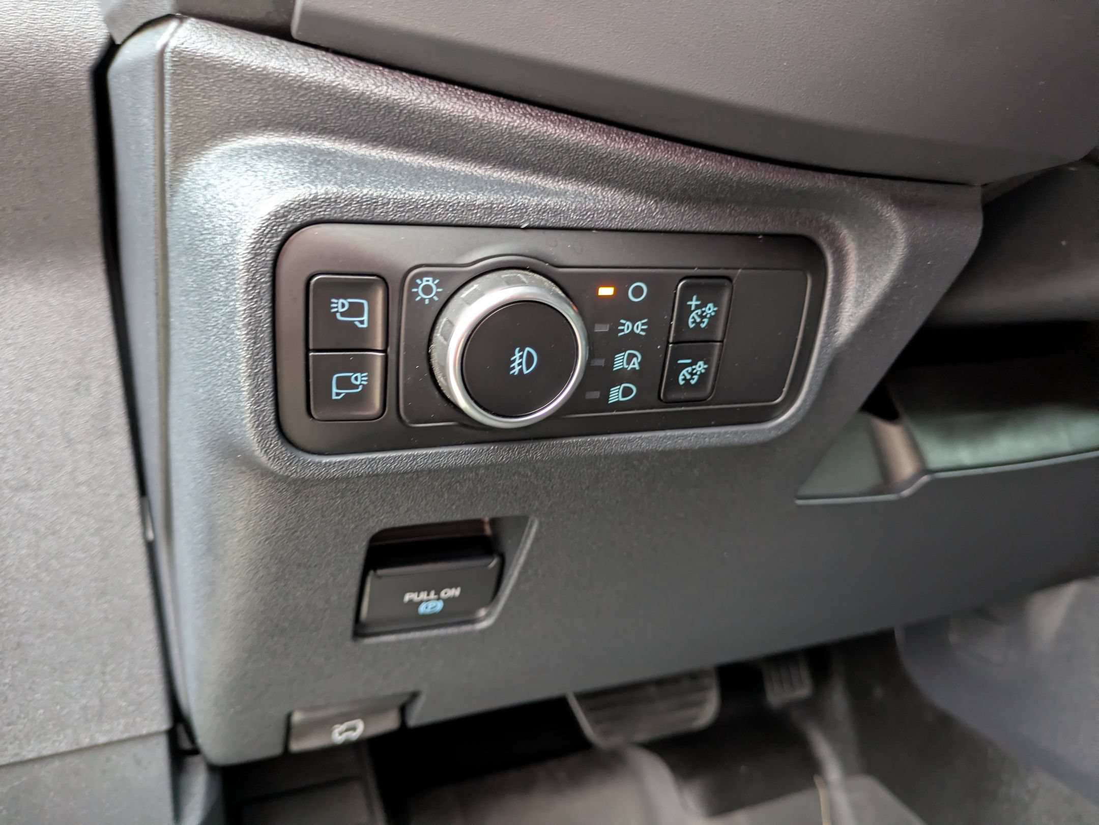 Certified 2025 Ford Bronco Badlands AWD/4WD image 18