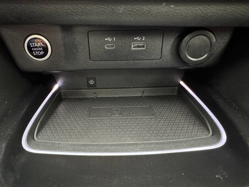 Used 2022 Nissan Rogue Platinum w/ Head-Up Display Package AWD/4WD image 19