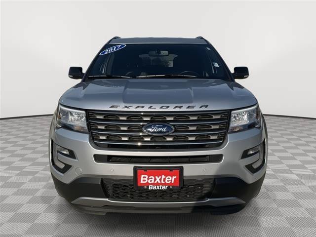 Certified 2017 Ford Explorer XLT w/ Equipment Group 202A AWD/4WD image 2