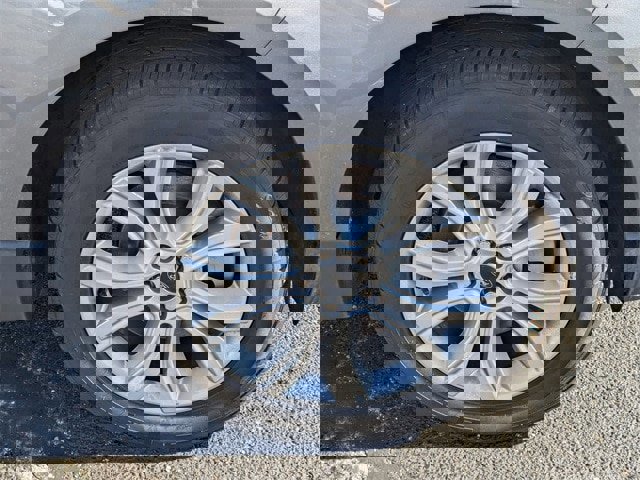 Certified 2023 Ford Edge Titanium image 9