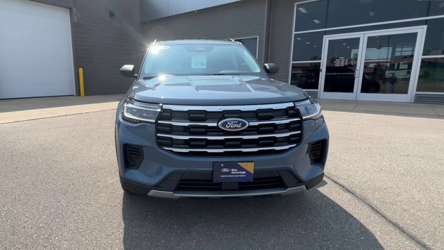 Certified 2026 Ford Explorer Active AWD/4WD image 4