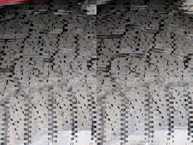 Certified 2024 Ford Expedition XLT image 10