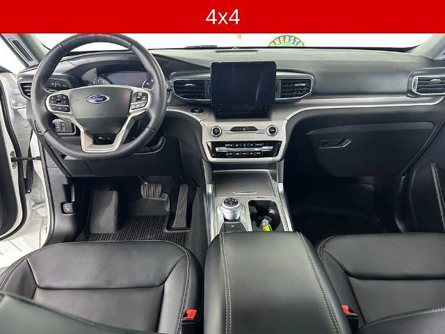 Certified 2023 Ford Explorer XLT w/ Equipment Group 202A AWD/4WD image 8