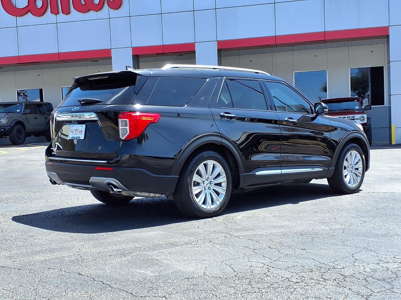 Certified 2024 Ford Explorer Limited w/ Limited Technology Package RWD image 6