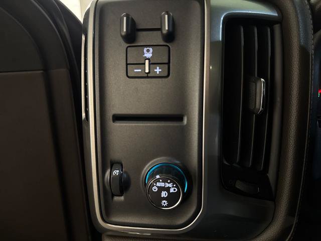 Used 2017 Chevrolet Silverado 1500 LTZ w/ LTZ Plus Package RWD image 19