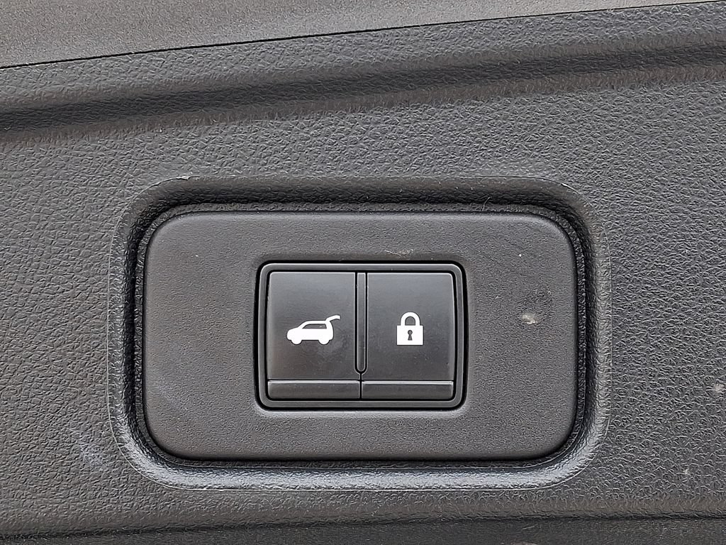 Used 2022 Nissan Pathfinder SL AWD/4WD image 30