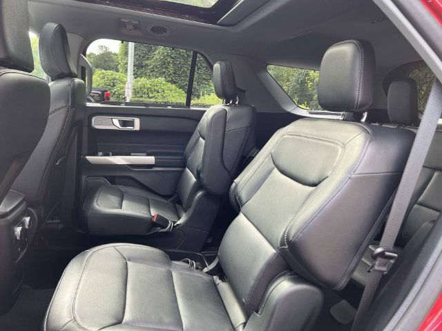 Certified 2021 Ford Explorer Limited w/ Equipment Group 301A RWD image 25