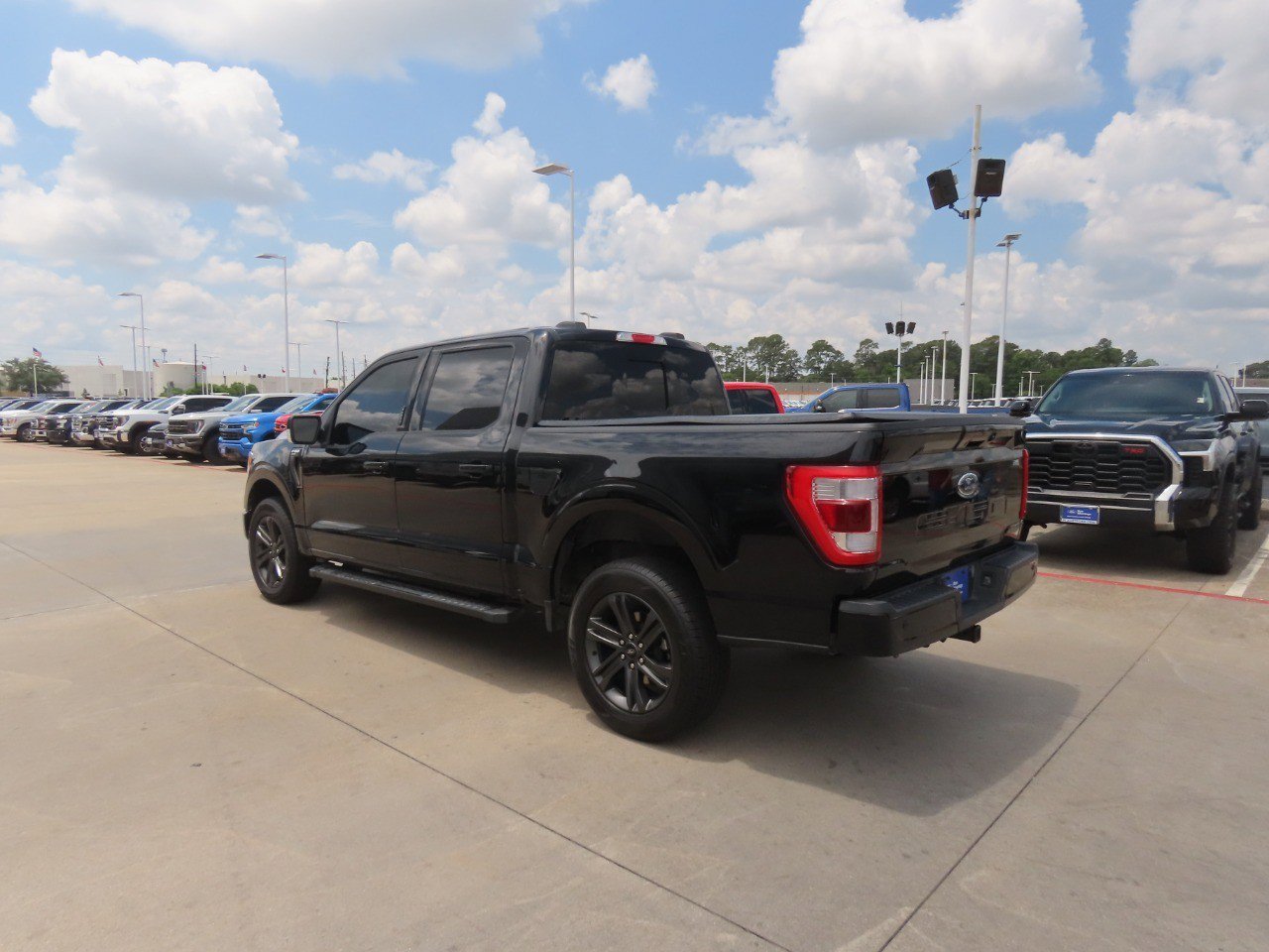 Certified 2023 Ford F150 Lariat AWD/4WD image 14