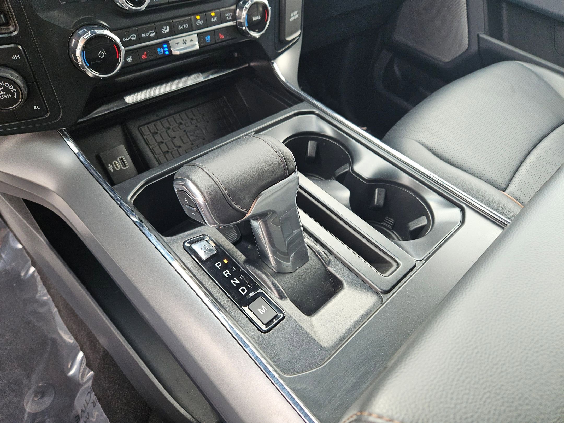 Certified 2025 Ford F150 Lariat w/ Equipment Group 502A High image 17