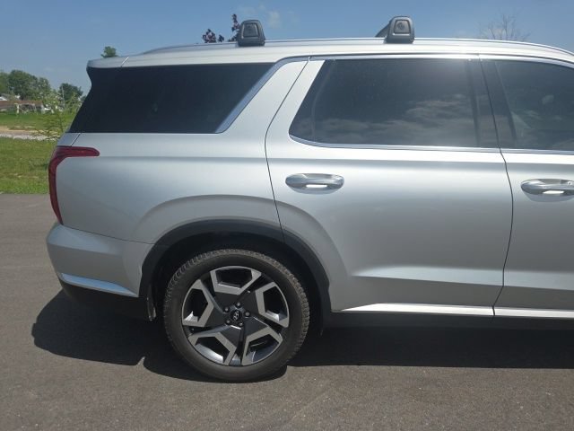 Used 2024 Hyundai Palisade Limited FWD image 8
