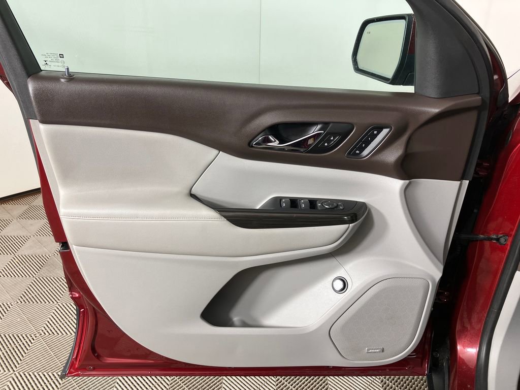 Used 2017 GMC Acadia SLT image 15