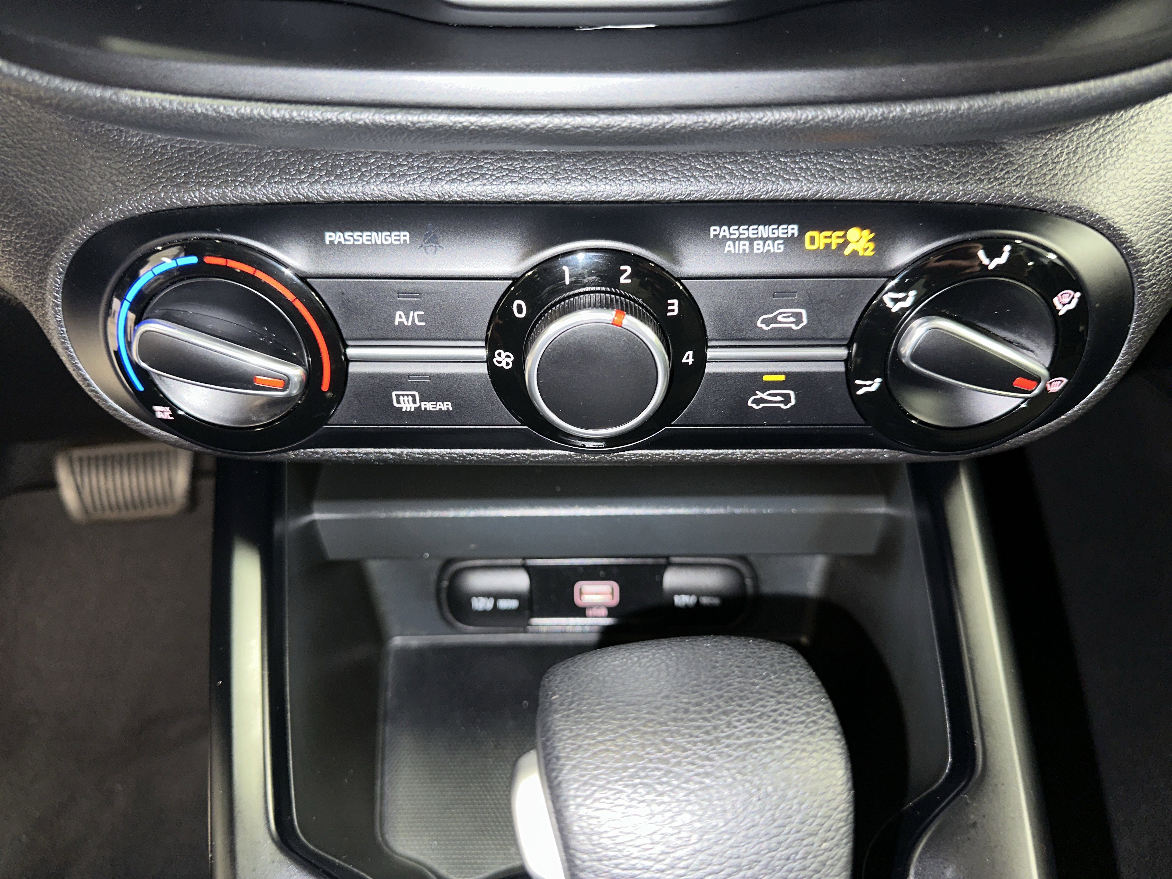 Used 2022 Kia Soul LX w/ Technology Package image 26