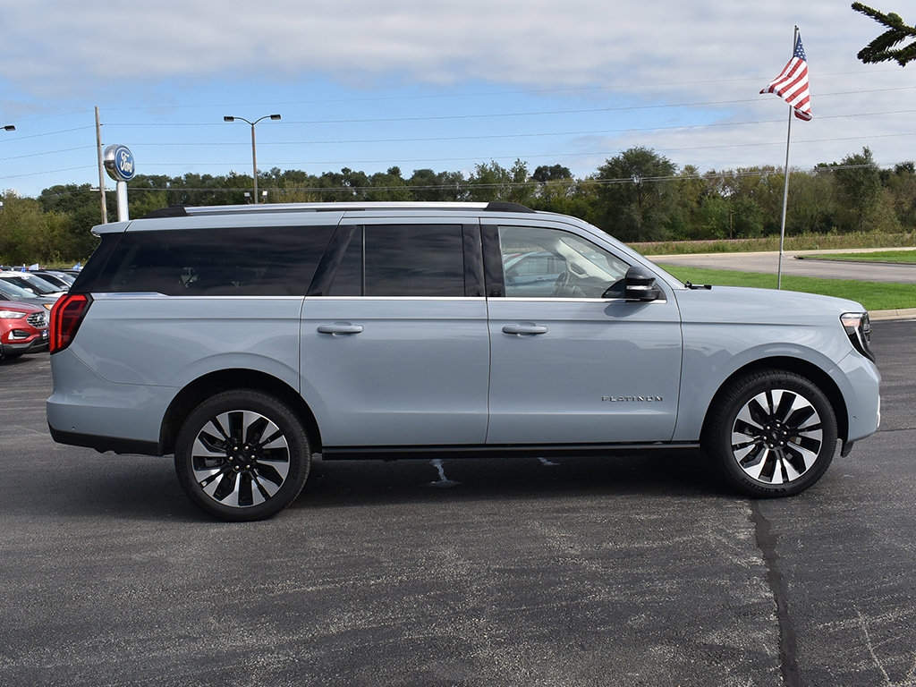 Certified 2025 Ford Expedition Max Platinum w/ Driver's Package AWD/4WD image 15