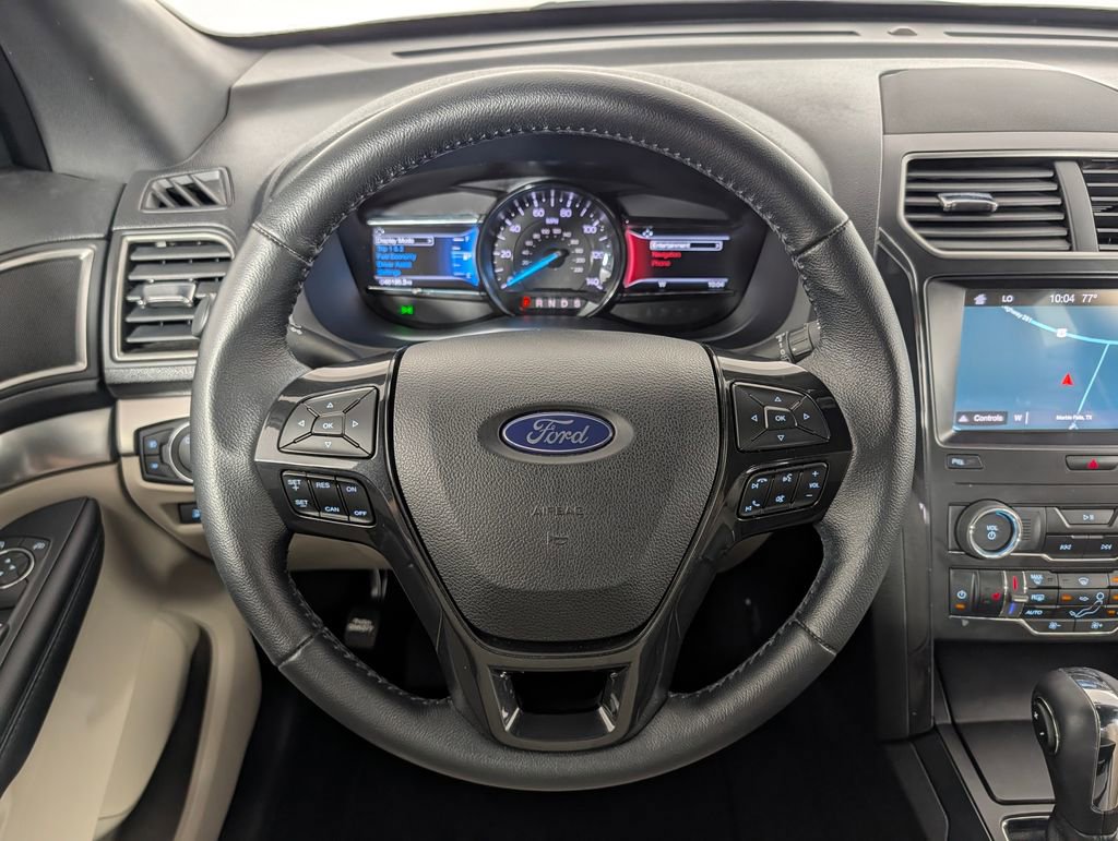 Certified 2019 Ford Explorer XLT w/ Equipment Group 202A FWD image 18