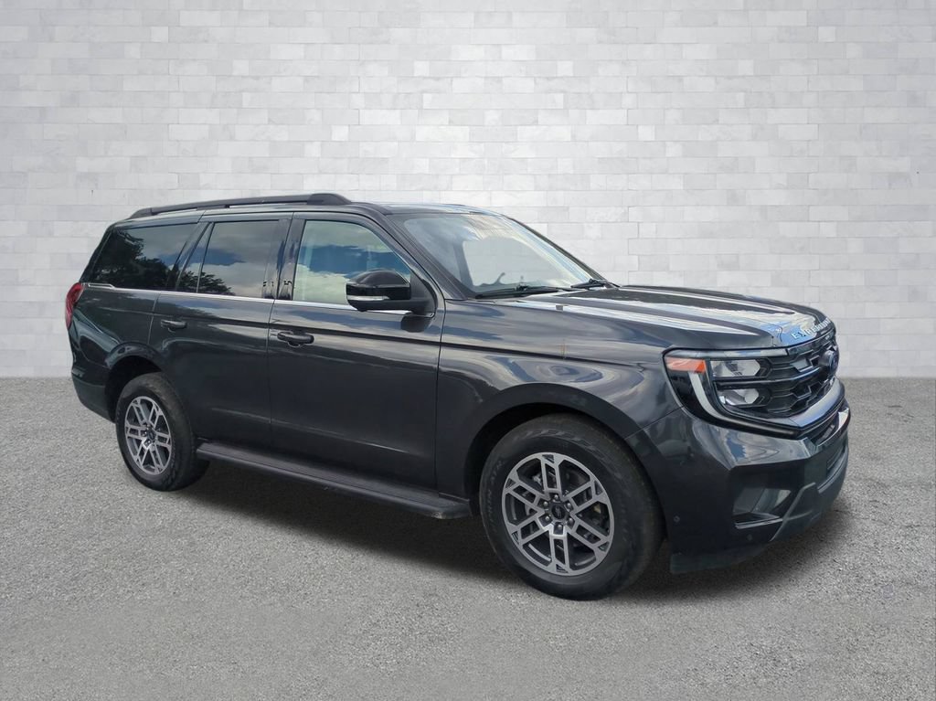 Certified 2025 Ford Expedition Active AWD/4WD image 2