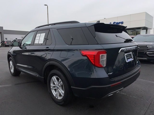 Certified 2022 Ford Explorer XLT w/ Equipment Group 202A image 5