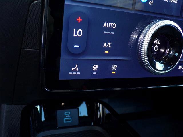 Certified 2022 Ford Mustang Mach-E GT w/ GT Performance Edition image 21