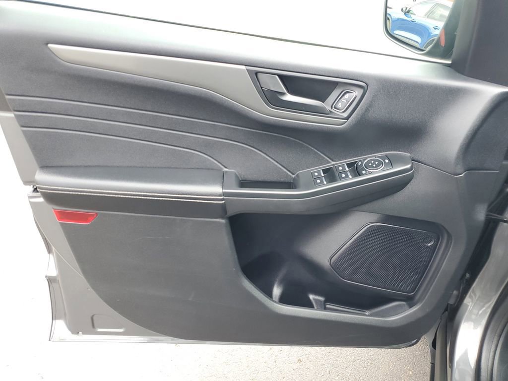 Certified 2024 Ford Escape Active image 8