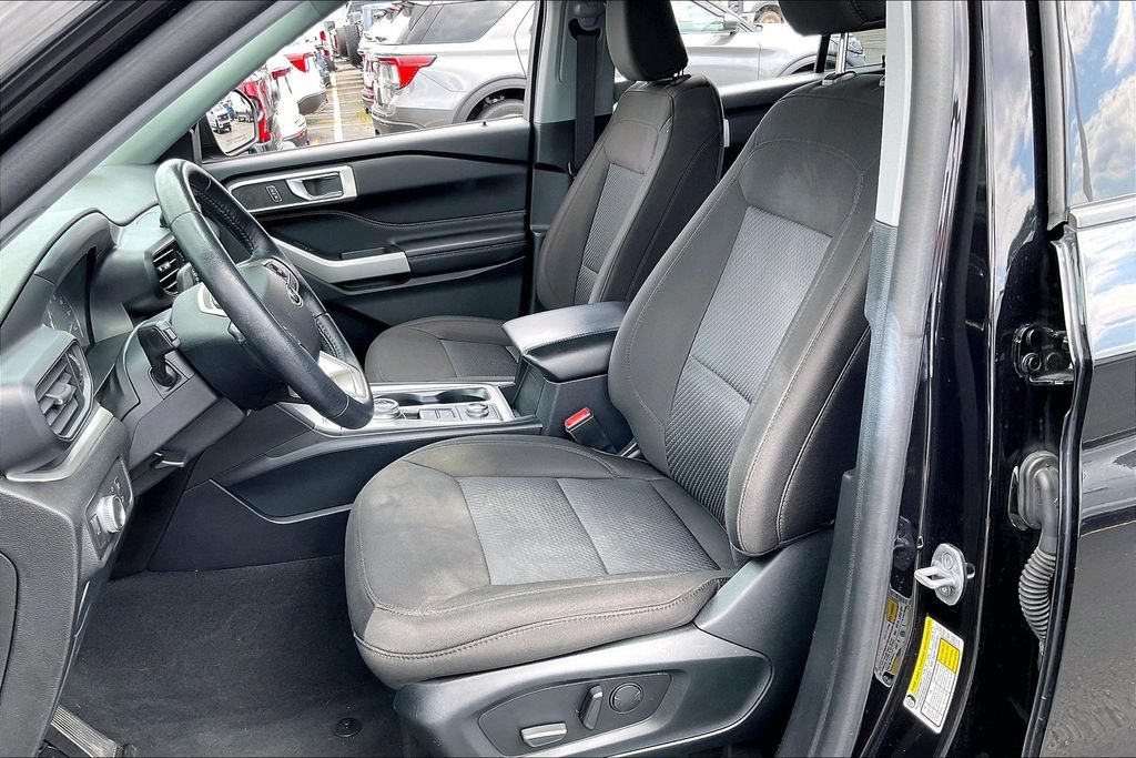 Certified 2022 Ford Explorer XLT AWD/4WD image 24