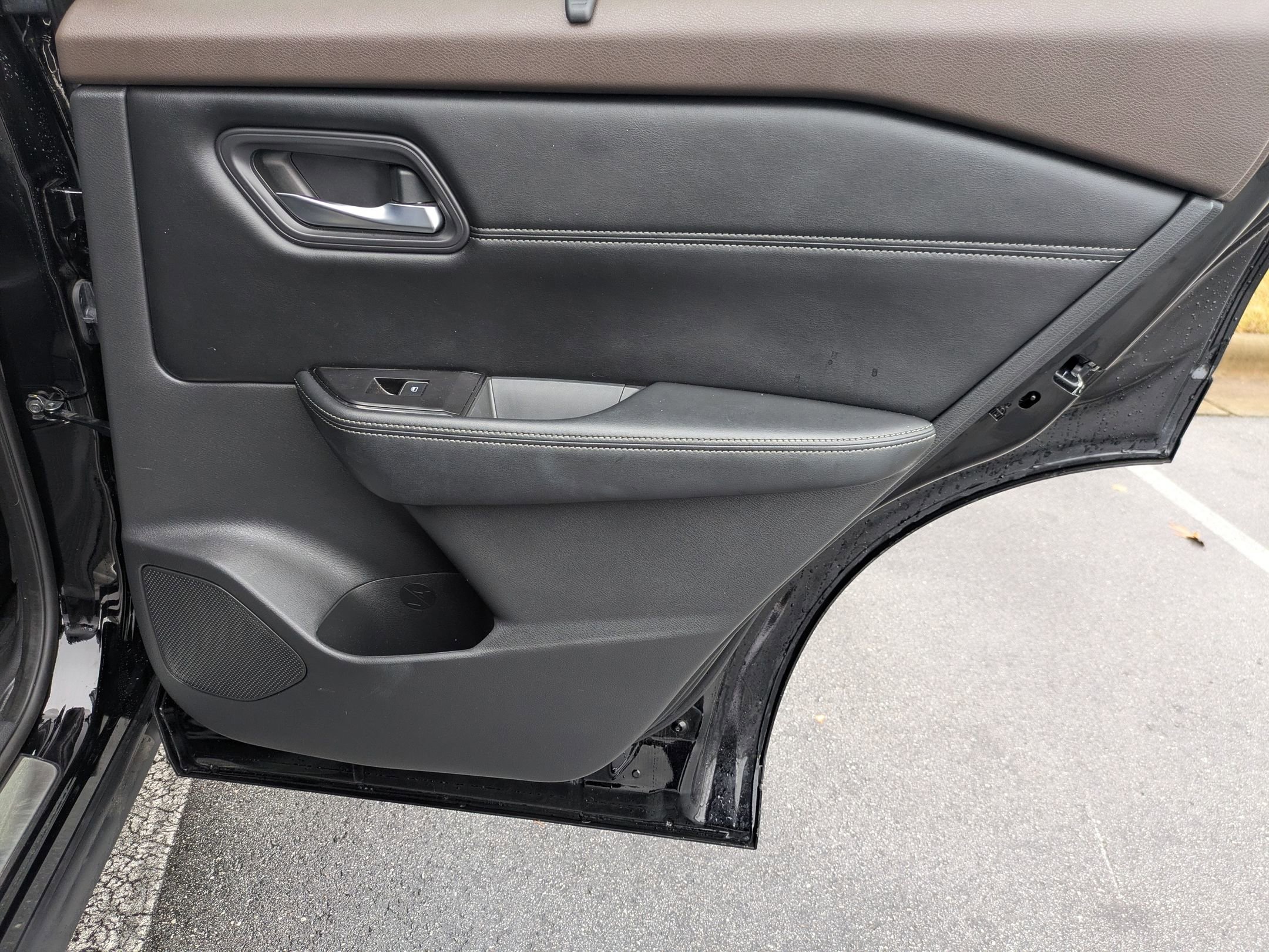 Used 2022 Nissan Rogue SL w/ SL Premium Package image 34