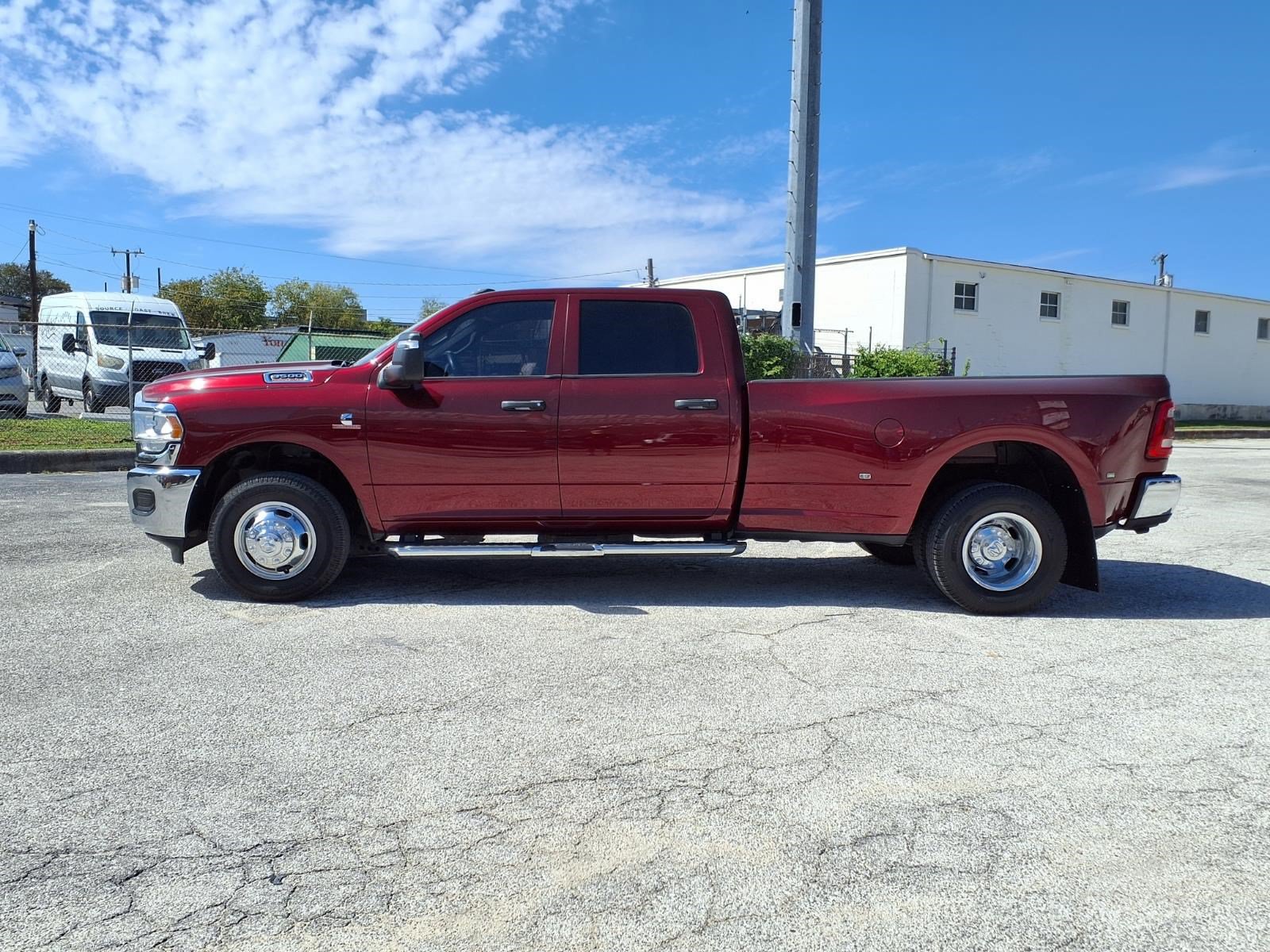 Used 2023 RAM 3500 Tradesman RWD image 9