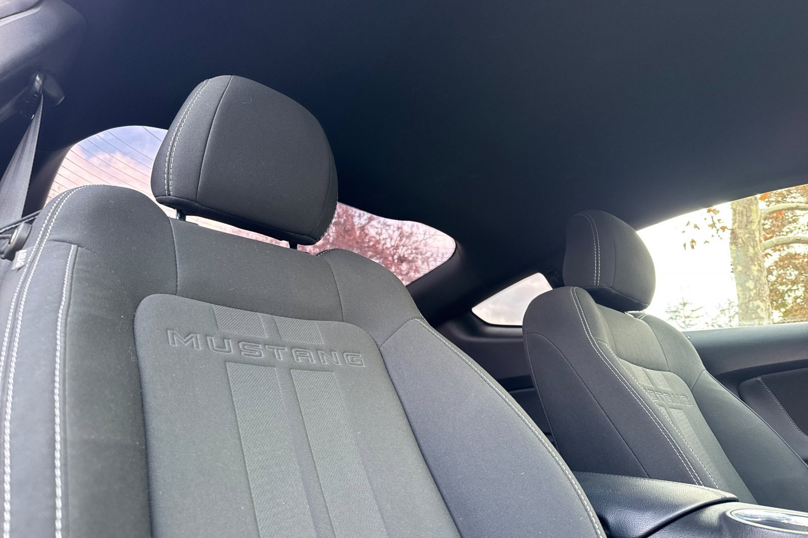 Certified 2019 Ford Mustang Coupe w/ Equipment Group 101A image 17