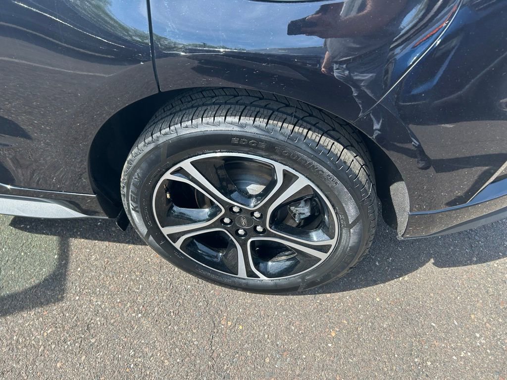 Certified 2022 Ford Edge ST AWD/4WD image 35