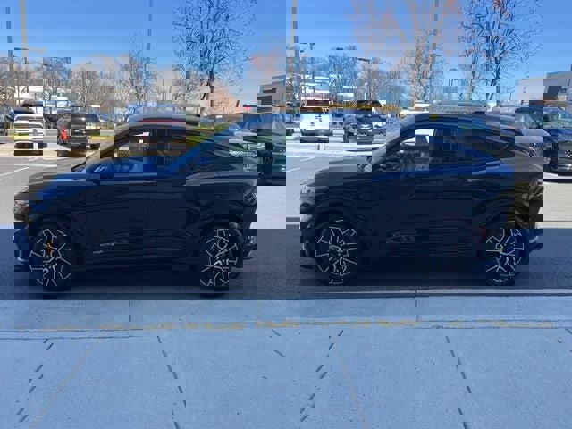 Certified 2024 Ford Mustang Mach-E Premium image 4