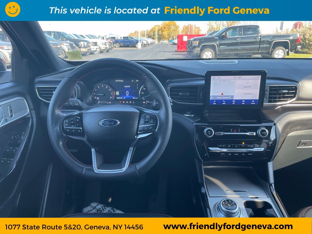 Certified 2024 Ford Explorer ST-Line w/ Class IV Trailer Tow Package AWD/4WD image 17