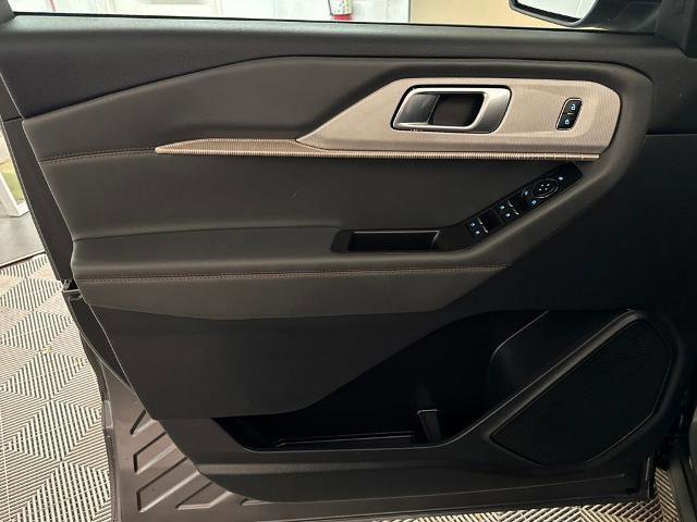 Certified 2025 Ford Explorer Active image 15
