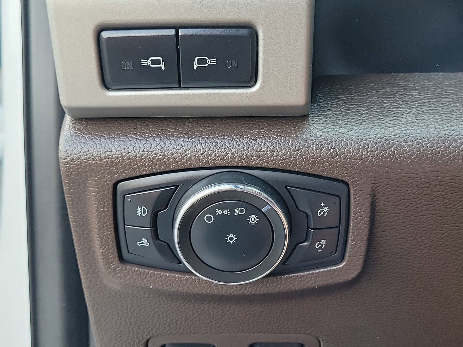 Certified 2021 Ford F450 King Ranch w/ King Ranch Ultimate Package AWD/4WD image 32