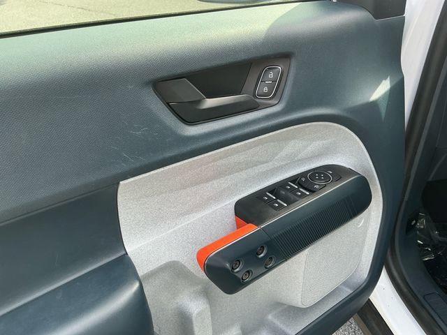 Certified 2022 Ford Maverick XLT image 11