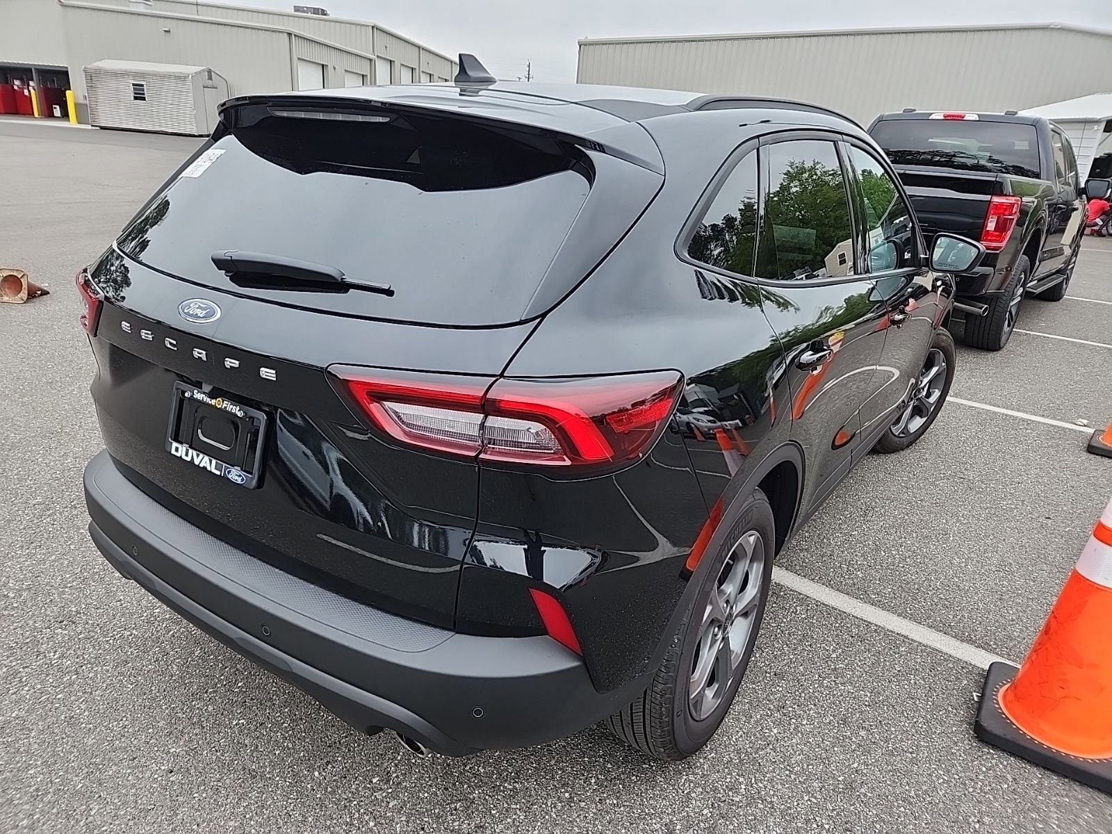 Certified 2025 Ford Escape ST-Line w/ Tech Pack #1 image 3