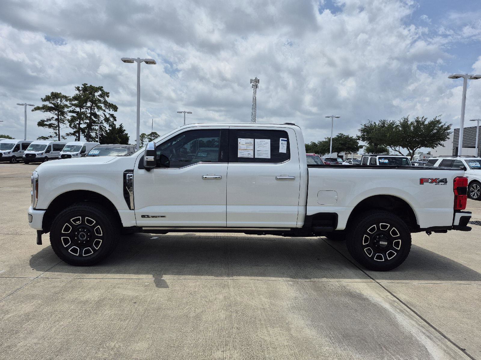 Certified 2024 Ford F250 Platinum w/ FX4 Off-Road Package AWD/4WD image 21