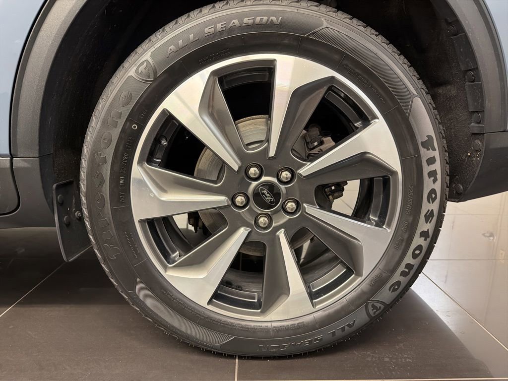 Certified 2023 Ford Escape Platinum AWD/4WD image 7