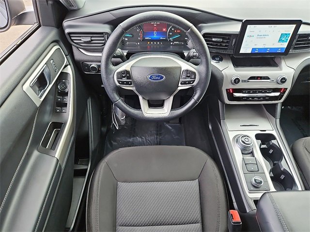 Certified 2022 Ford Explorer XLT image 11