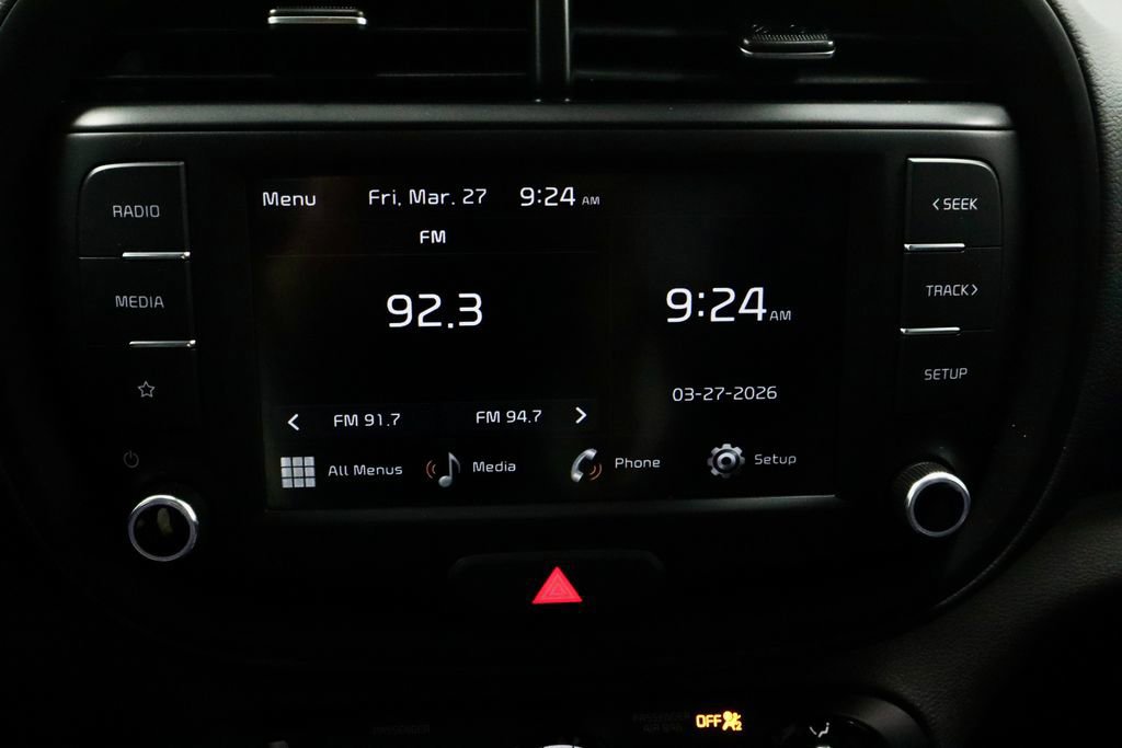 Used 2025 Kia Soul LX image 10