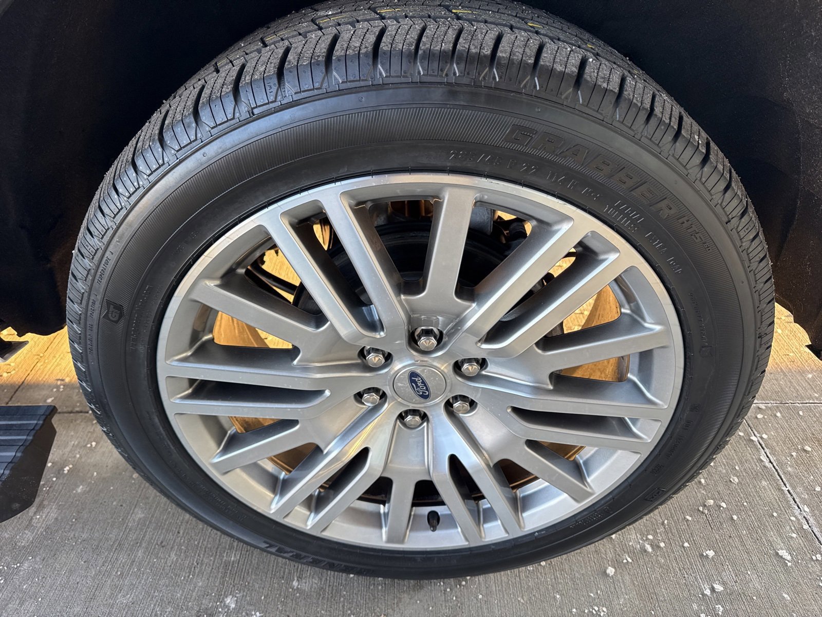 Certified 2023 Ford Expedition Limited image 20